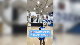 They were all SHOCKED (via ucancallmec4/IG) #basketball #dunk #brokenrim #athlete #practice #highschoolbasketball #glass #highschoolsports #wild