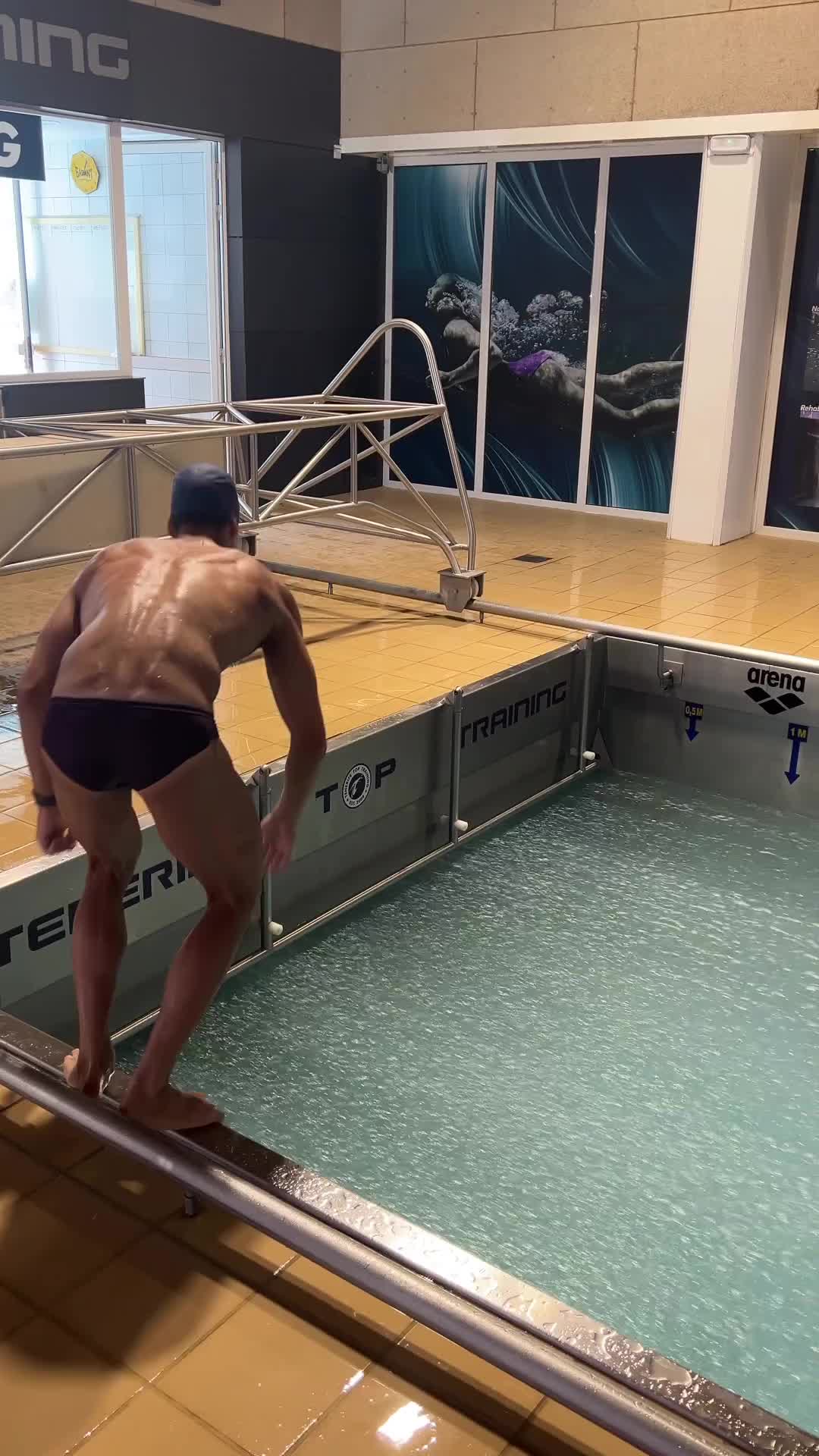 Mastering the currents ‍ : (IG) @clem_secchi #Olympics #Swimming #SportsTok #Training