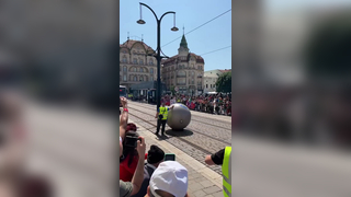 How Did I Never Know This Sport Existed... Credit: @CipriNan #tram #viral #fyp #sports #sport #awesome #challenge #games #competition #amplyawesome