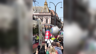 How Did I Never Know This Sport Existed... Credit: @CipriNan #tram #viral #fyp #sports #sport #awesome #challenge #games #competition #amplyawesome
