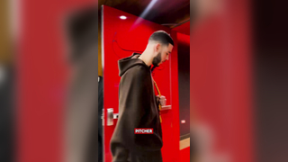 We got some multi-sport athletes over here #sports #basketball #baseball #football #nba #arrivals