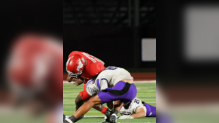 Who wins this collision?#324sports #footballtiktok #txhsfb