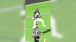 UNREAL Catch for the TOUCHDOWN!! #324sports #footballtiktok #highlight