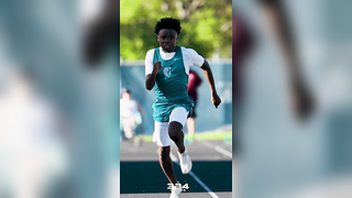 10.82 as a FRESHMAN???!? #324sports #trackandfieldtiktoks #track #sprinter