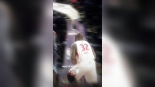 Shaq Disrespected Howard With This Insane Shot #shaq #basketball #nba #motivation #cold Credits: 2009 NBA All-Star Game