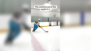 The Ronaldinho of ice hockey | @Pavel Barber #sportbible #fyp #foryou #foryoupage #icehockey #hockey #trickshot #trickshots