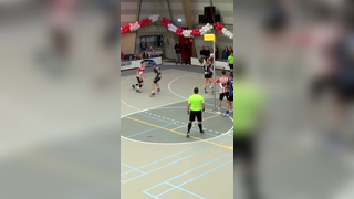 Visscher stuurt ze allemaal ‘t bos in #korfball #korfbal #ikf #knkv #kenonzkorfballeague #korfballeague