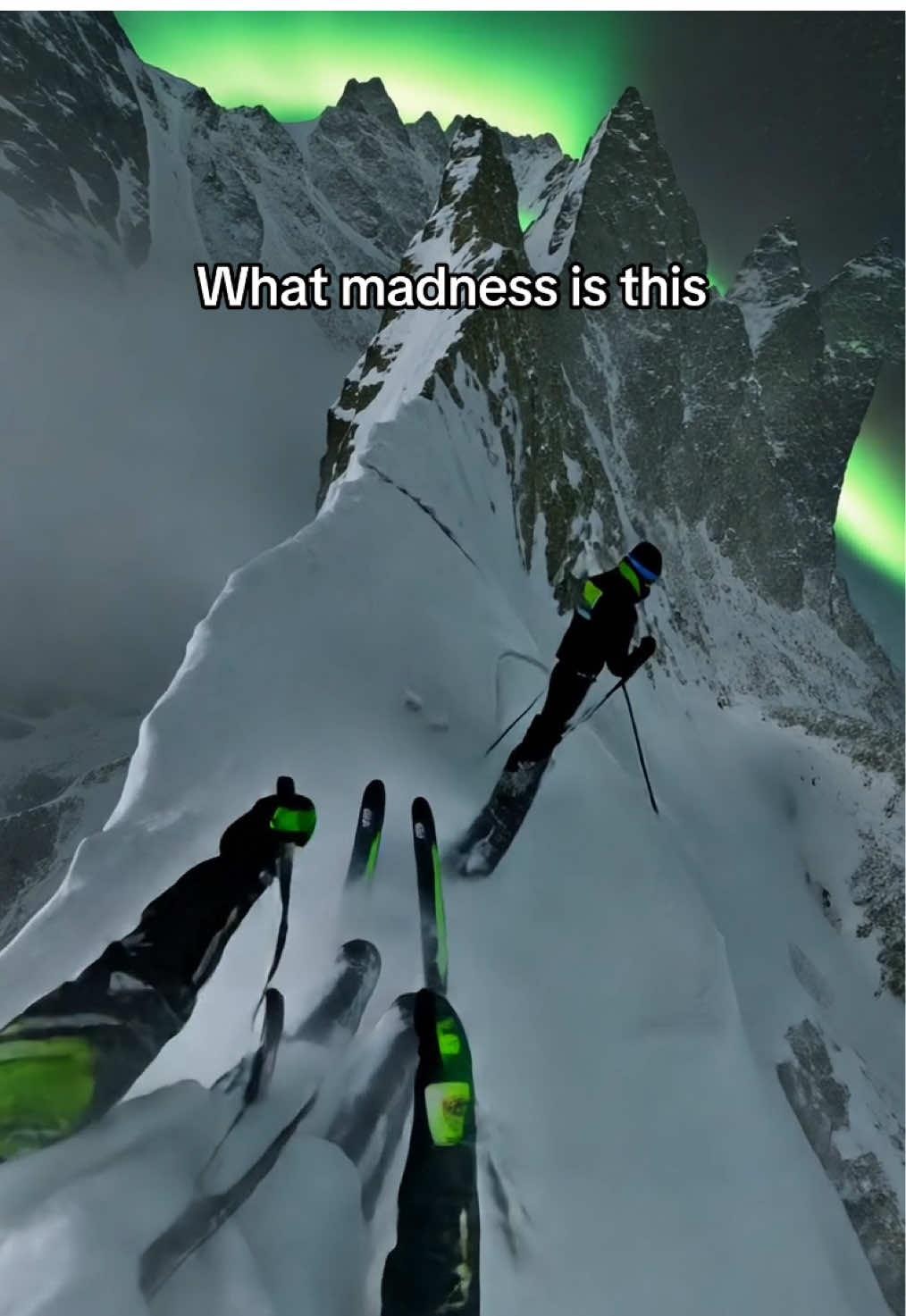 I don’t even know what to say… #skitok #skiing #ski #extremesports #mountainview #snow #explore