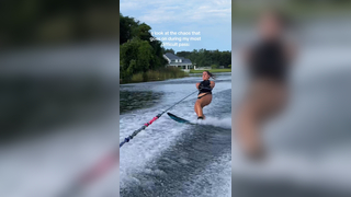 scrappin’ but having fun reminder to find forms of movement that ignite you & that. you. ENJOY. ‍ #waterski #waterskiing #slalomski #slalomskiing #slalomtok #watersports #extremesports #slalomwaterski #watersports #waterskiier