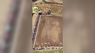 #ThrowbackThursday to an adrenaline-pumping MXGP Race 1 start in Loket, Czech Republic! ???????? The roars of engines, the thrill of motocross, and the excitement of competition! #MXGP #Motocross #MX #LoketMemories #DirtBikeAction #RaceStart #HighOctaneFu