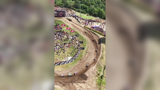 #ThrowbackThursday to an adrenaline-pumping MXGP Race 1 start in Loket, Czech Republic! ???????? The roars of engines, the thrill of motocross, and the excitement of competition! #MXGP #Motocross #MX #LoketMemories #DirtBikeAction #RaceStart #HighOctaneFu