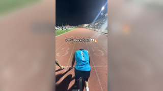 He can jump so high (Via work_equals_force_x_distance/ig) #track #sprinter #blockstart #athlete #highschoolsports #trackandfield #fast