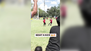 Lil bro had to silence the crowd @jlasoccer #soccer #youthsoccer #freekick #goal #silence #goalie #cold #kick #athlete #youthsports