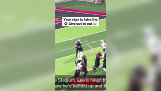 Tough ‍ (via @I money and women????) #football #oline #sack #athlete #highschoolfootball #qb #quarterback #funny #eat #highschoolsports