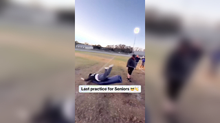 Having fun at the last practice (via battle.customs/IG) #football #seniors #practice #lastride #tackle #drills #athlete #highschoolfootball #memories