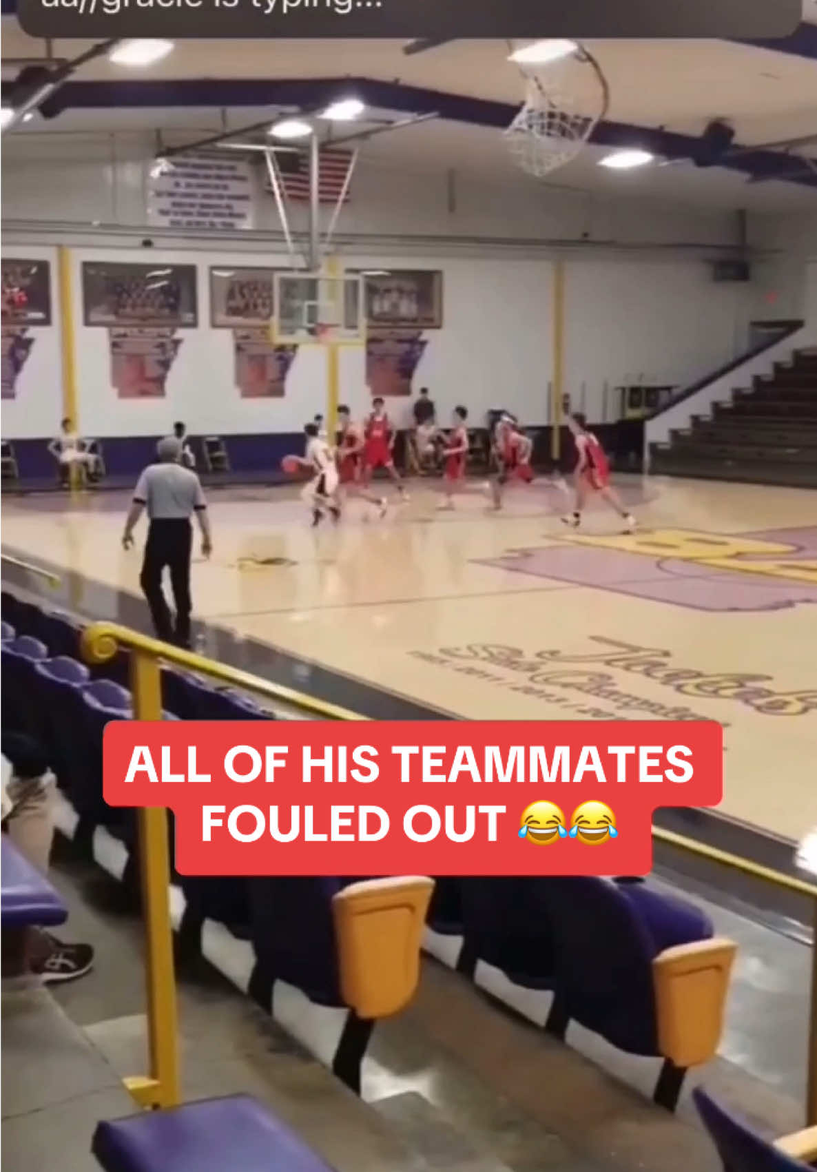 Bro had to play 1v5 (via zekedavis10/IG) #basketball #ejected #fouledout #1v5 #highschoolbasketball #solo #athlete #funny #teammates