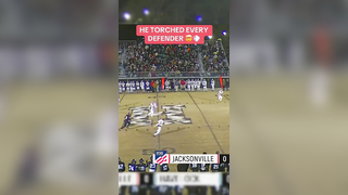 THIS PLAY WAS UNREAL @NFHSNetwork Havelock (NC) RB LeBron Sharpe makes defenders miss and breaks multiple tackles for a 64-yard TD. #football #shifty #juke #stiffarm #athlete #highschoolfootball #playoffs #touchdown #highlights