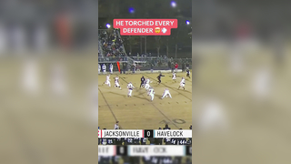 THIS PLAY WAS UNREAL @NFHSNetwork Havelock (NC) RB LeBron Sharpe makes defenders miss and breaks multiple tackles for a 64-yard TD. #football #shifty #juke #stiffarm #athlete #highschoolfootball #playoffs #touchdown #highlights