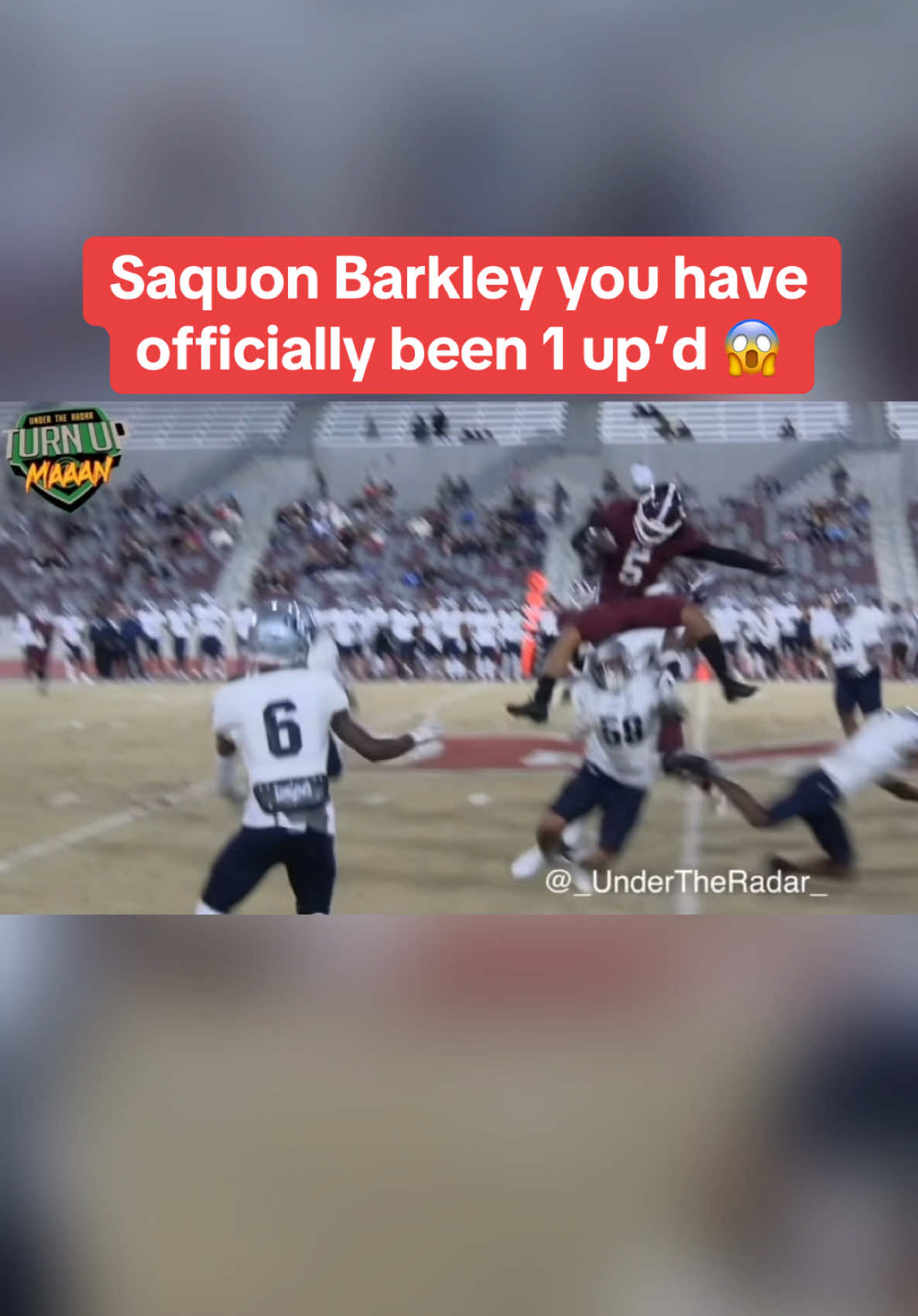 He HURDLED 2 guys at once @@b0p_d3anth0ny #hurdle #highschoolfootball #football #saquonbarkley #crazyplay #highlight #athlete