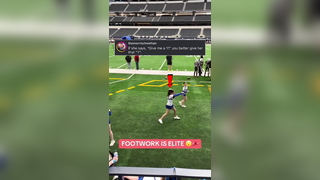 Don’t won’t any problems with her (via mia_mighty_pinney/IG) #cheerleader #boxing #footwork #stance #youthsports #boxer #athlete #impressive #cheer #sports