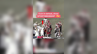 Love this @NFHSNetwork #football #sportsmanship #highschoolfootball #athlete #materdei #stjohnbosco #respect