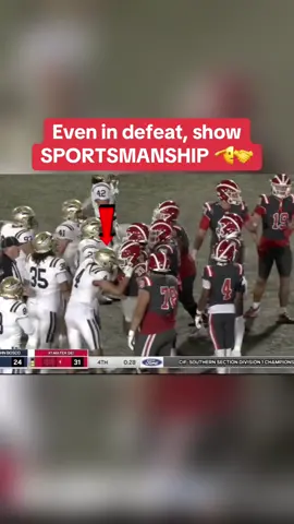 Love this @NFHSNetwork #football #sportsmanship #highschoolfootball #athlete #materdei #stjohnbosco #respect