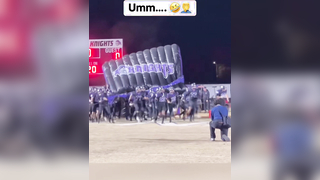 That’s now how it’s supposed to work ‍ (via ZachAlvira/X) #football #pregame #introduction #athlete #highschoolfootball #stuck #funny