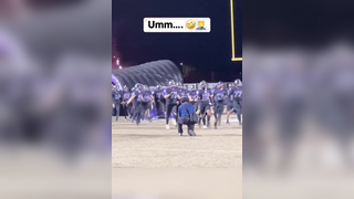 That’s now how it’s supposed to work ‍ (via ZachAlvira/X) #football #pregame #introduction #athlete #highschoolfootball #stuck #funny