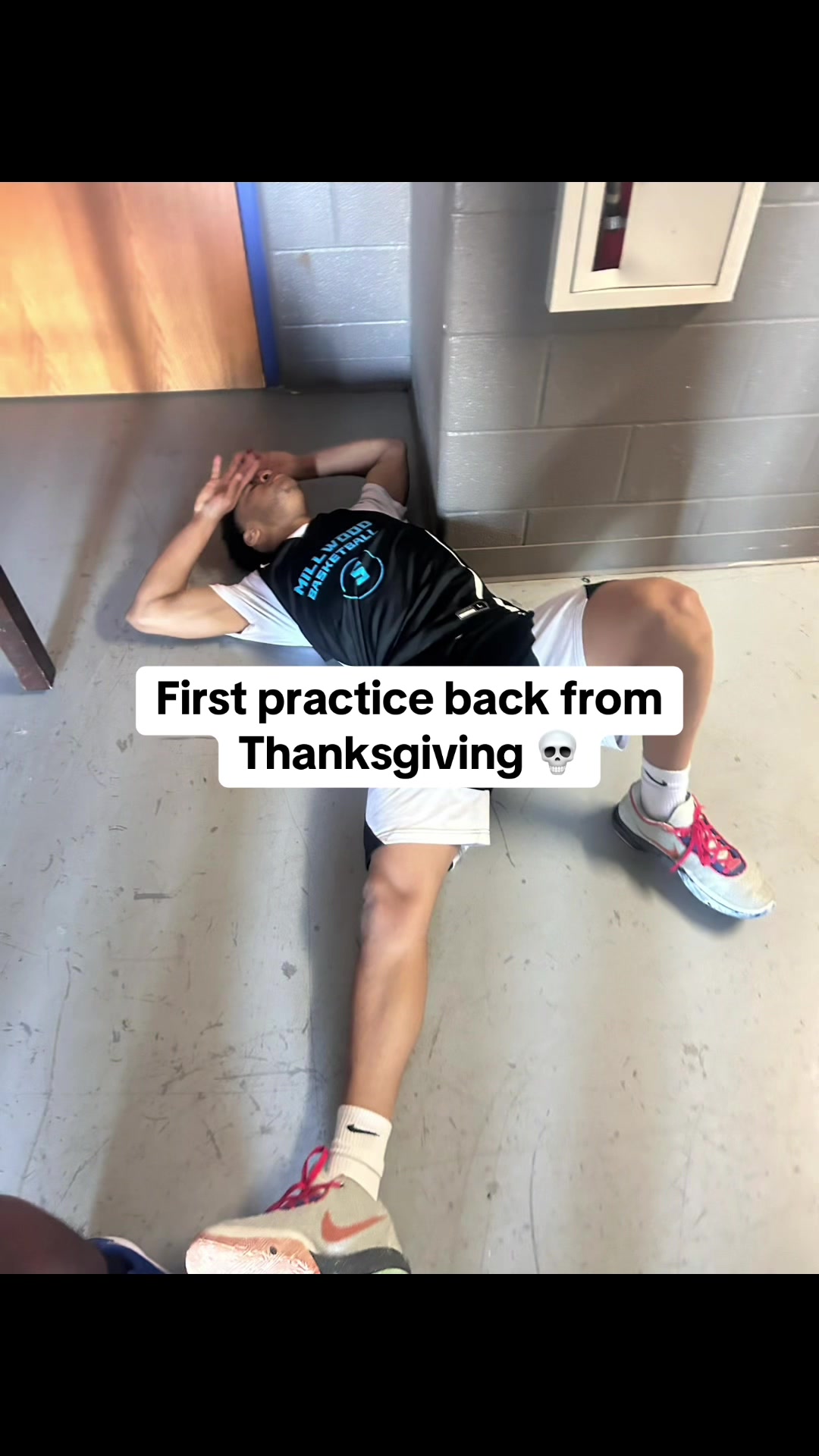 Those sprints hit different after Thanksgiving ‍ @BOOG . #basketball #thanksgiving #practice #tired #highschoolbasketball #athlete #food