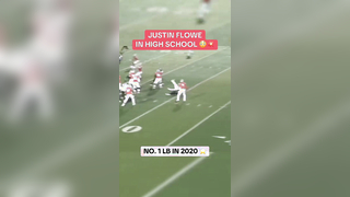 Justin Flowe was a BEAST in High School ???? #football #justinflowe #hit #oregon #fivestar #linebacker #athlete #highschoolfootball