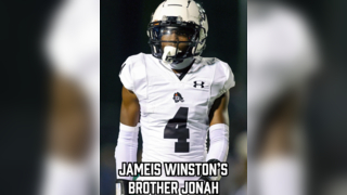 Jameis Winston’s brother Jonah literally DOES IT ALL #jameiswinston #jonahwinston #hoover #alabama #alabamafootball #highschoolfootball #footballtiktok #maxpreps