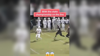 Anyone notice the ball hitting the ref in the face? #football #hailmary #touchdown #statetitle #athlete #qb #highlight #highschoolfootball