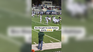 He got me ngl @Slim #football #runningback #ashtonjeanty #highschoolfootball #athlete #stance #michaelmyers