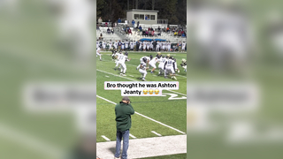 He got me ngl @Slim #football #runningback #ashtonjeanty #highschoolfootball #athlete #stance #michaelmyers