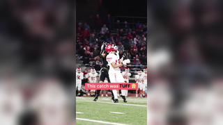 No. 13 SNAGGED that #football #catch #onehand #widereciever #highschoolfootball #highlight #athlete
