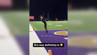 He really toe tapped for no reason ‍ #football #catch #toetap #referee #highschoolfootball #athlete #widereciever