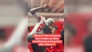The switch up is crazy @Zifrmnj… #f#footballa#athletes#seniorl#lastgameh#highschoolfootballm#moodfunny
