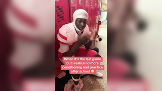 The switch up is crazy @Zifrmnj… #f#footballa#athletes#seniorl#lastgameh#highschoolfootballm#moodfunny