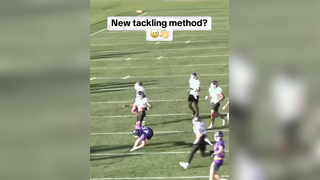 It works #football #slap #tackle #athlete #highschoolfootball #practice