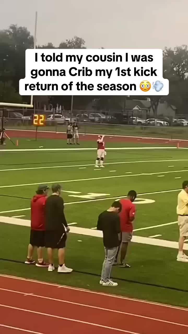 Bro lived up to his word (Via kobiko21k) #football #team #highschool #highlights #sports #promise