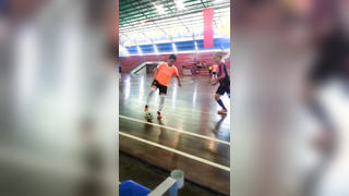 What is going on here⁉ ‍ IG: may_gonzalez5 #433 #foryou #fail #women #football #futsal #fight #funny #wtf #lol