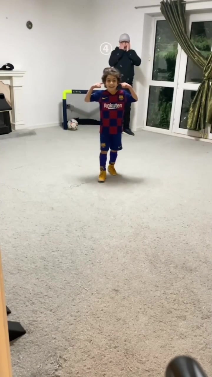 Depay would be proud IG: arat.gym #433 #football #foryou #skills #celebration #son #dad #family