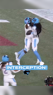 We get things starting BHAM, with a Joe Powell INT #ufl #texas #alabama #interception #football