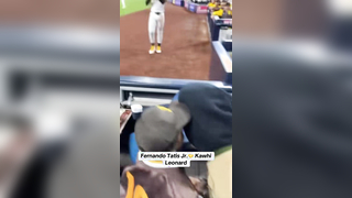 Kawhi a big Pads guy ???? via kawhisklawset #mlb #sandiegopadres #kawhileonard #laclippers #fernandotatisjr