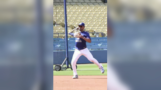 this is mesmerizing #ASMR #dodgers #mookiebetts #mlb