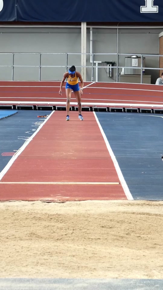 Season opener Shoutout to AJ for the videos!! #longjumper #trackandfield #d2 #trusttheprocess
