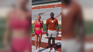 Texas football players are legit @d.aavviidd #texasfootball #texasl...