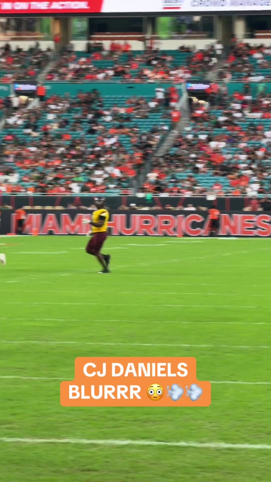 GOING DEEP. That celly was TUFF CJ Daniels scores on the deep ball...
