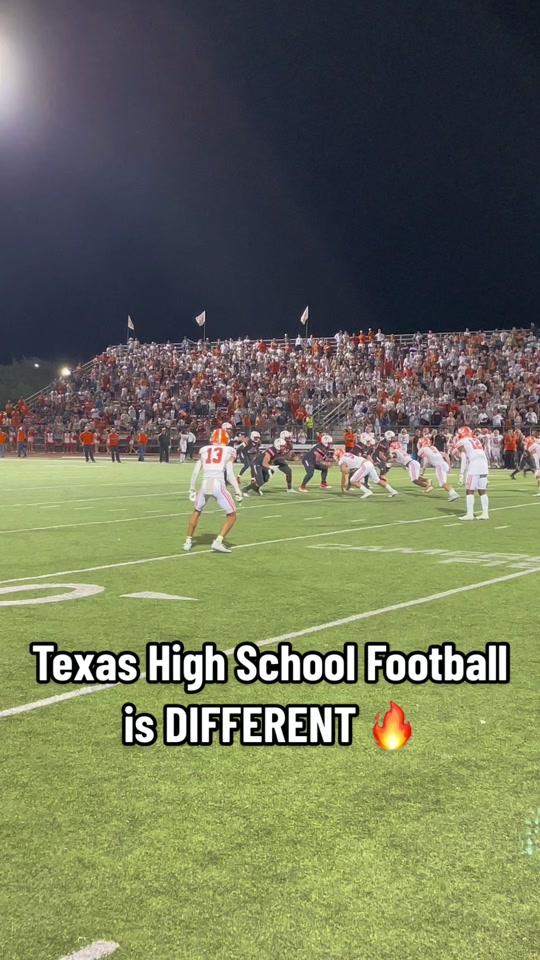 This crowd was RIDICULOUS #txhsfb #football #texas #dallas #housto...