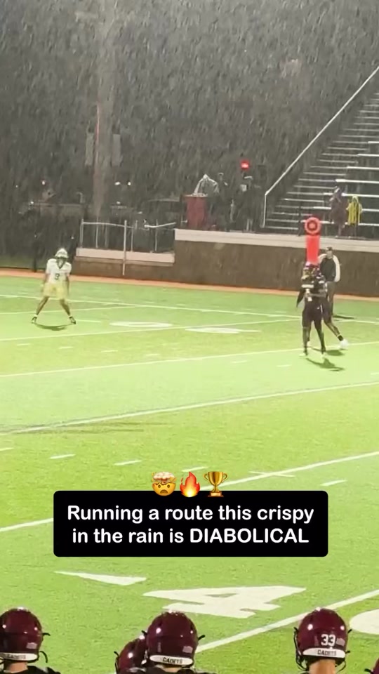 Rain didn’t stop nun (via bubba4frazier_/ig) #football #rain #hig...
